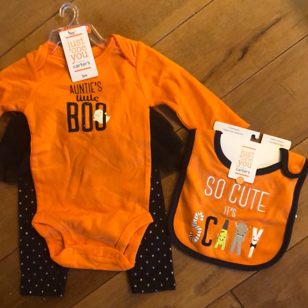 Carter three months set with tutu pants  and Halloween bib
